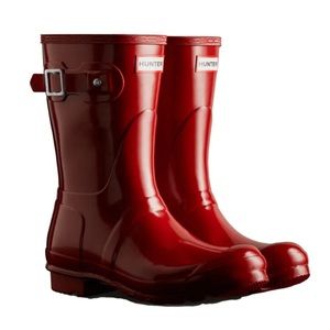 Red Hunter rain boots - women’s size 9